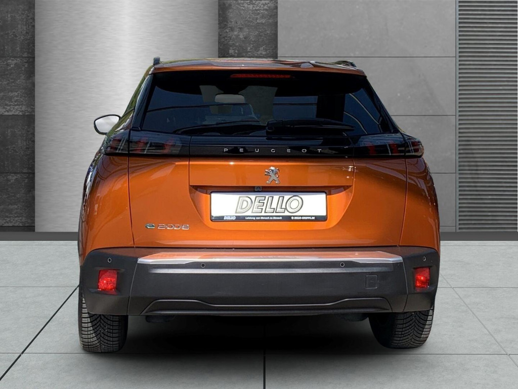 Peugeot e-2008