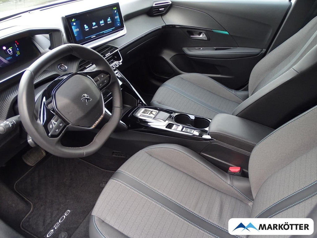 Peugeot e-208