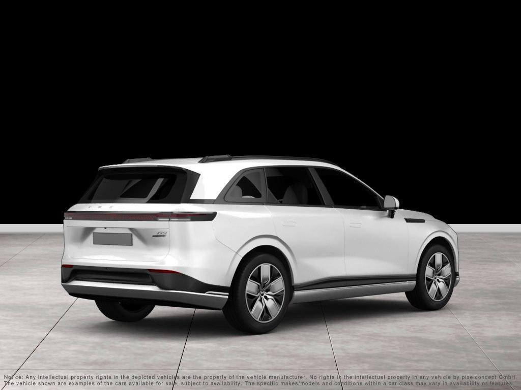 Xpeng G9