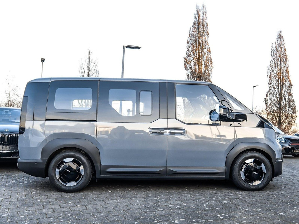 Kia PV5 Passenger