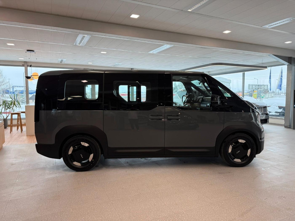Kia PV5 Passenger