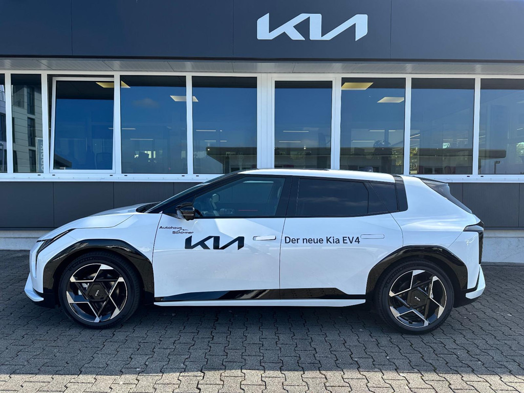 Kia EV4