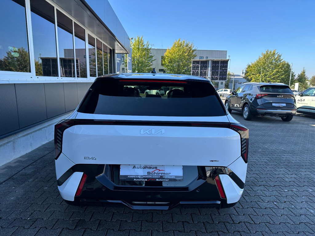 Kia EV4