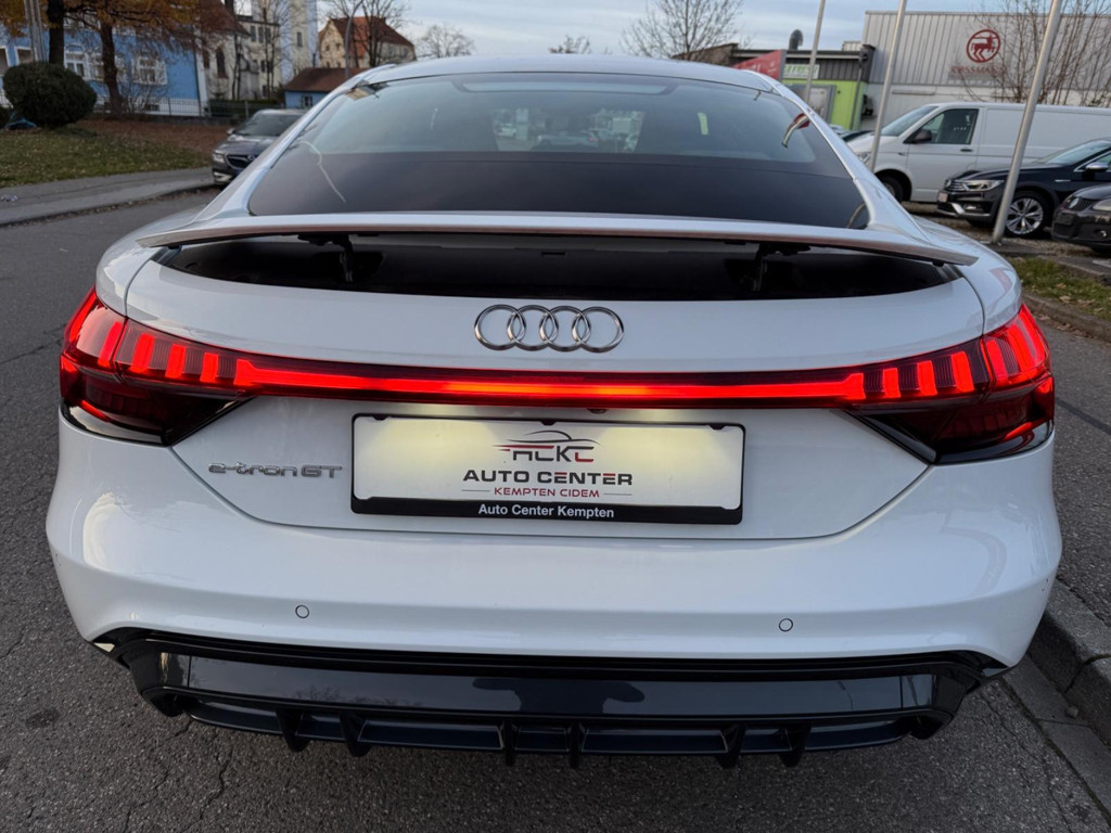Audi e-tron GT