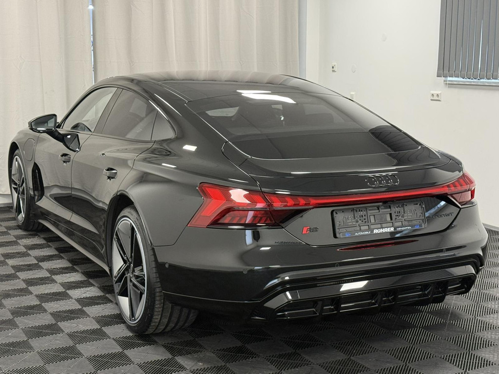 Audi RS e-tron GT