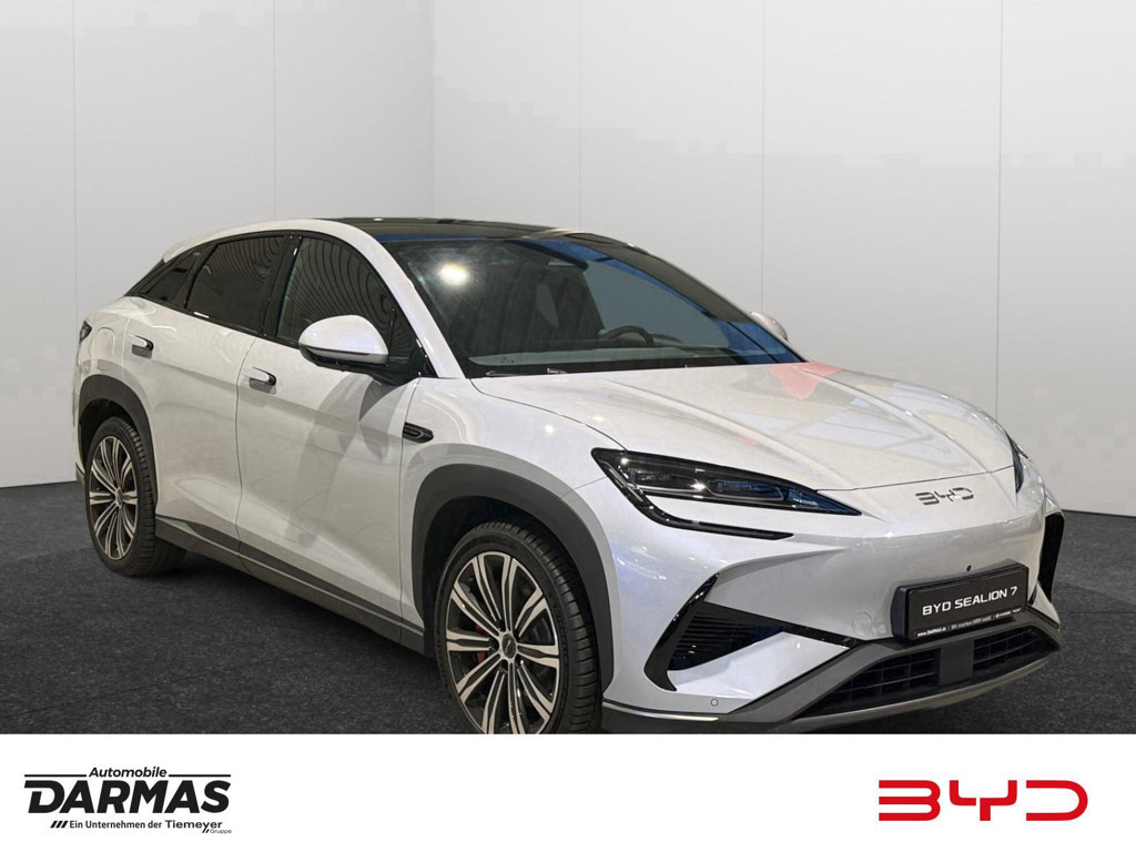 BYD Sealion 7
