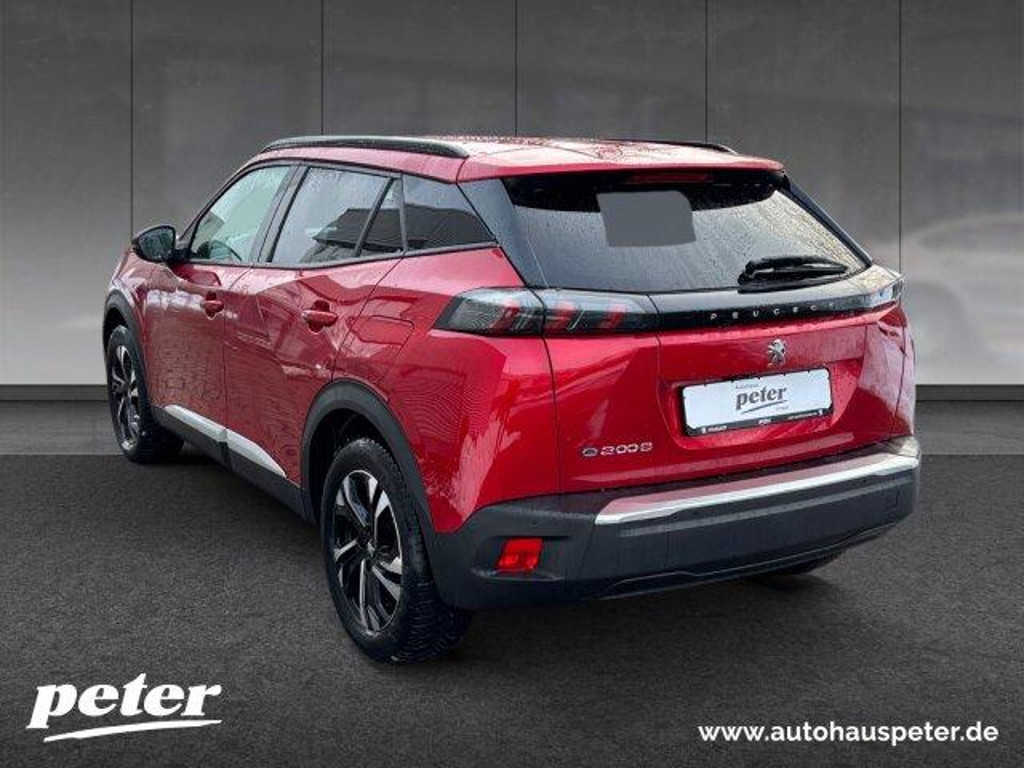 Peugeot e-2008