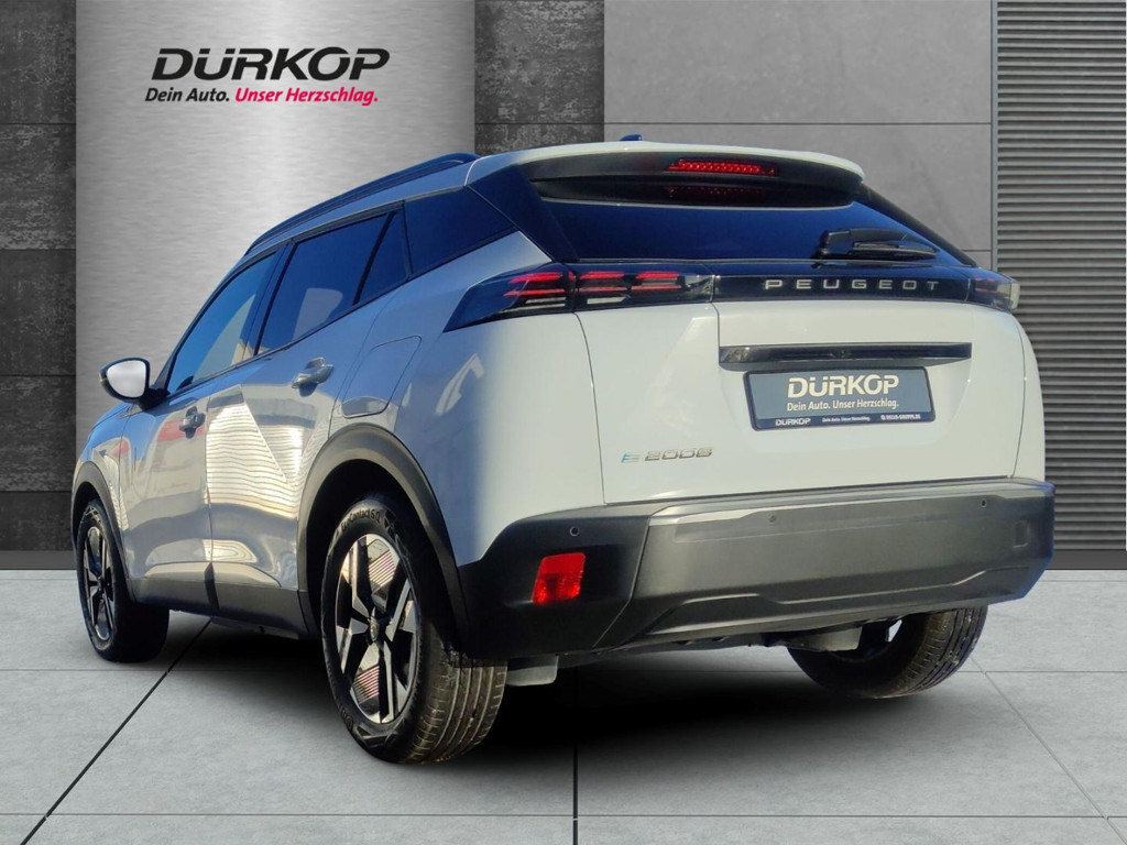 Peugeot e-2008