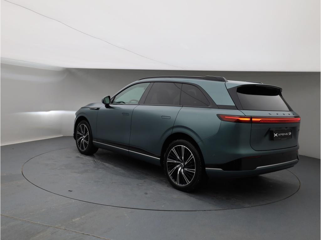 Xpeng G9