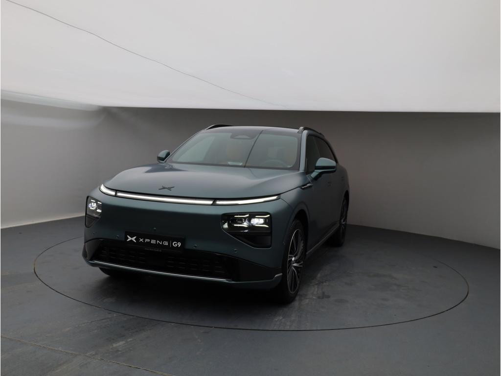 Xpeng G9