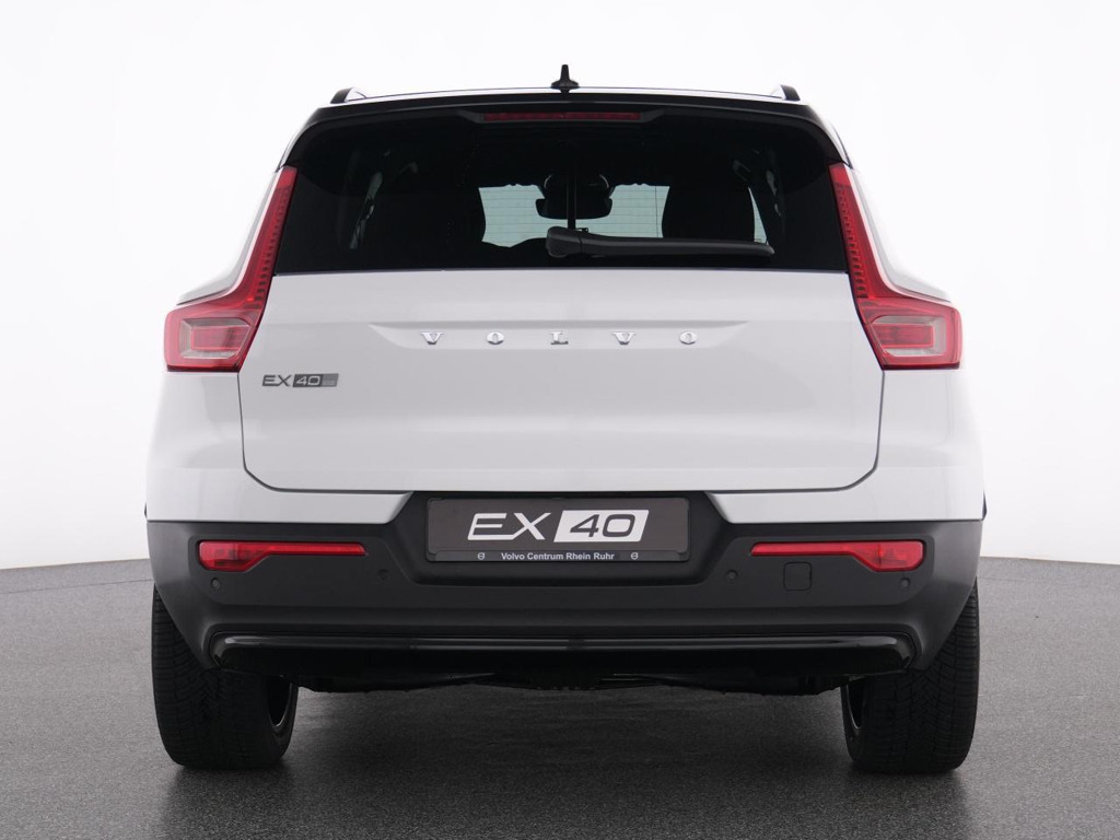 Volvo EX40