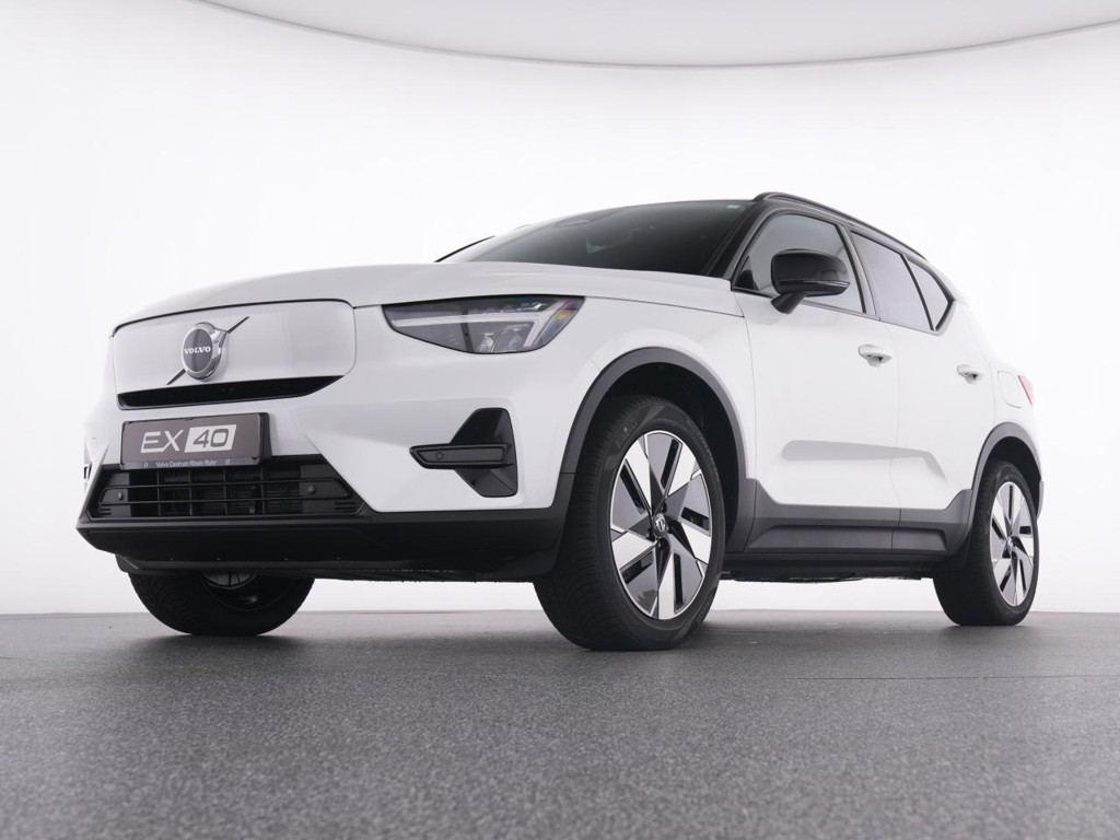 Volvo EX40