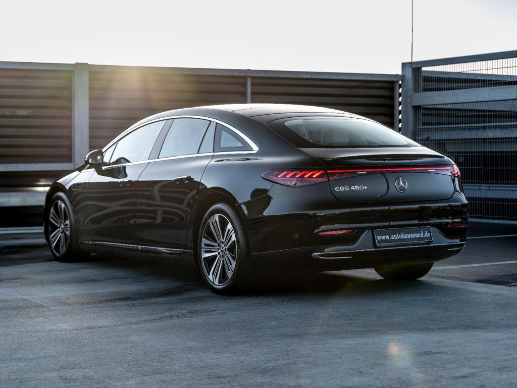 Mercedes-Benz EQS