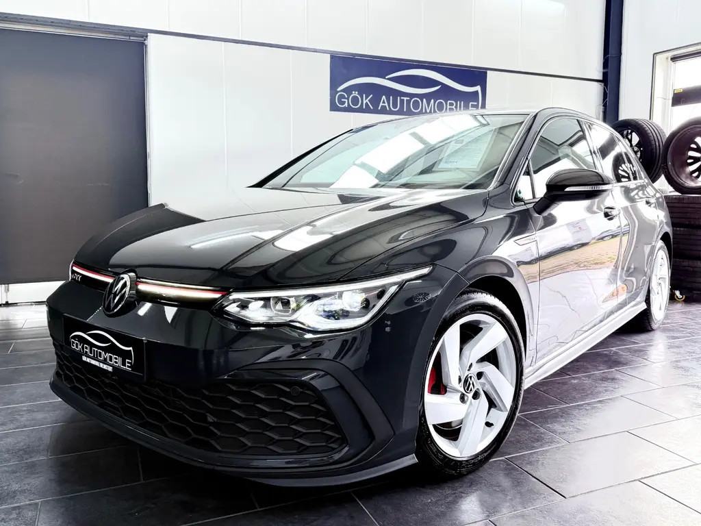 Volkswagen Golf 2022 Benzine
