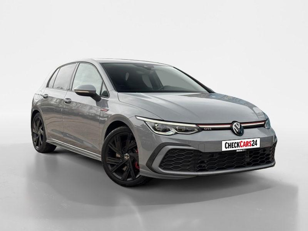 Volkswagen Golf 2023 Benzine