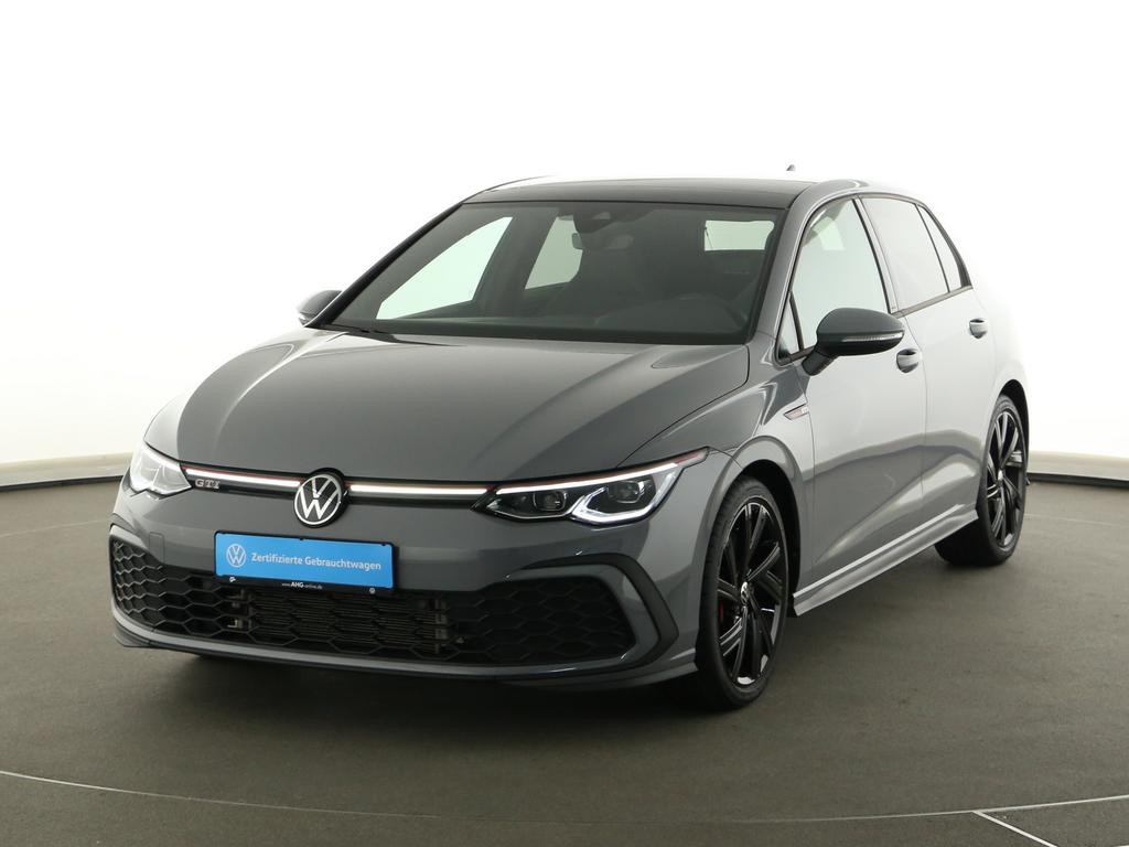 Volkswagen Golf 2023 Benzine