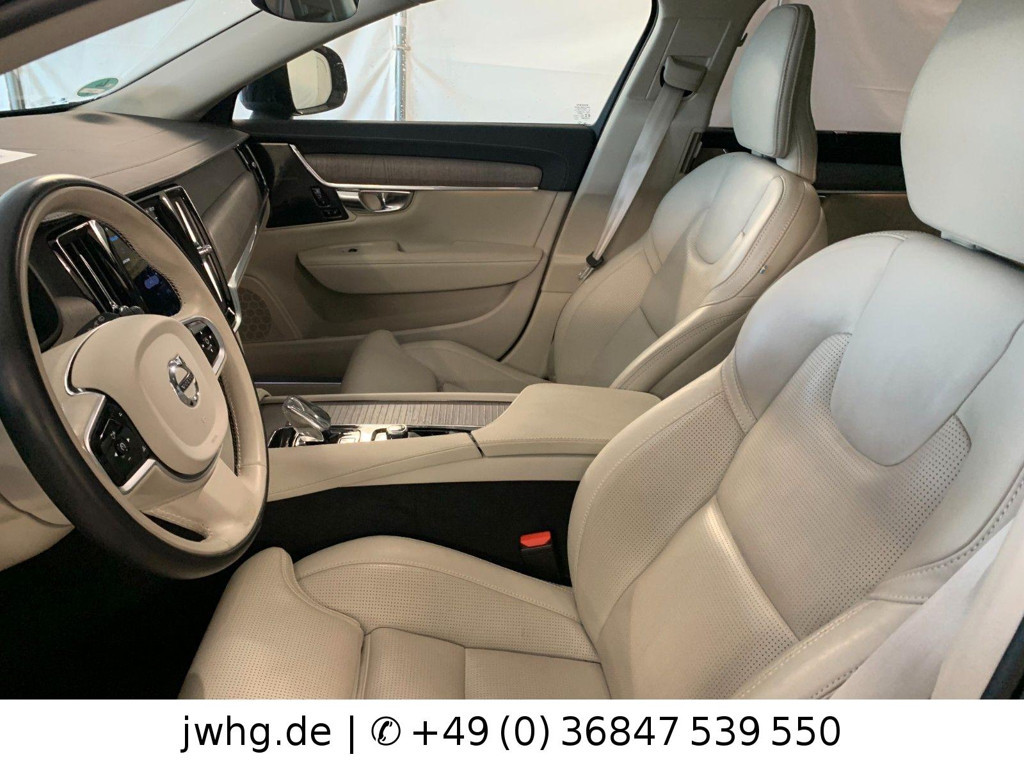 Volvo V90 Cross Country