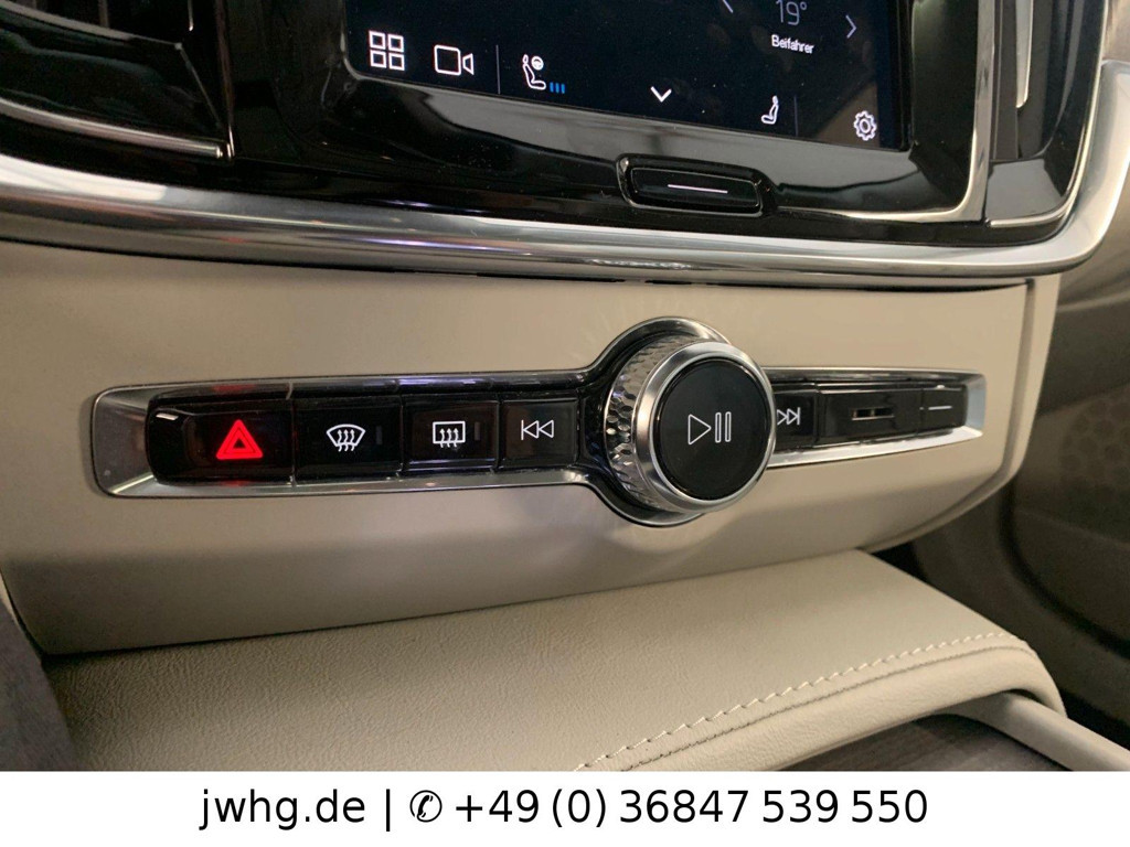 Volvo V90 Cross Country