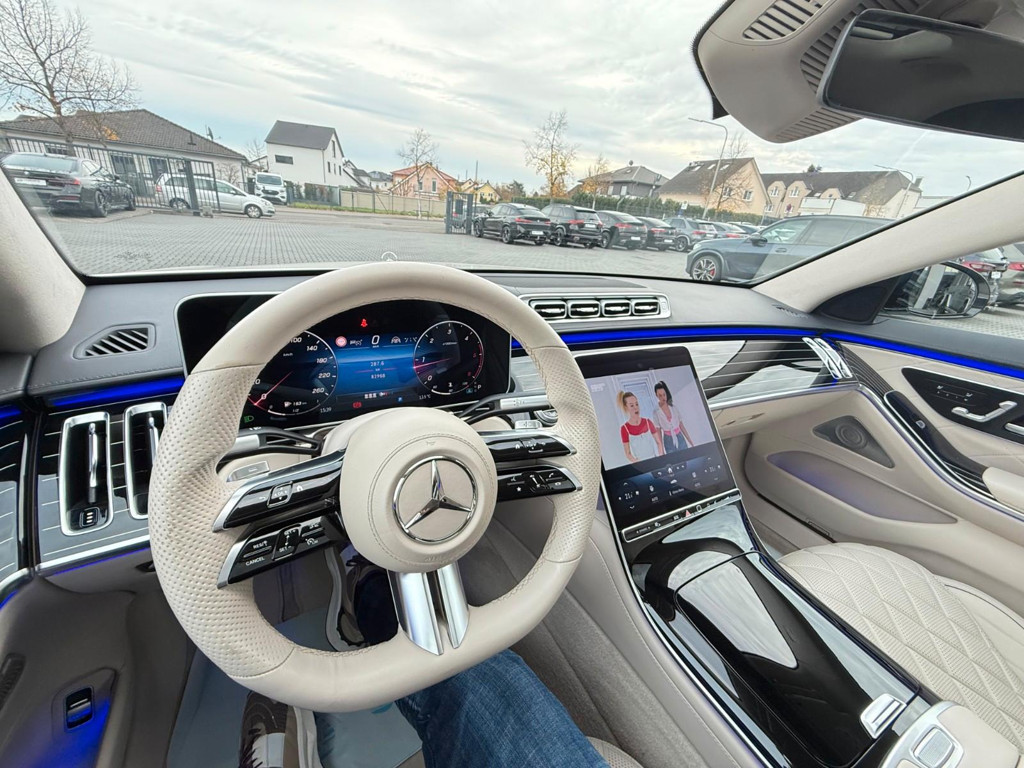 Mercedes-Benz S-Klasse