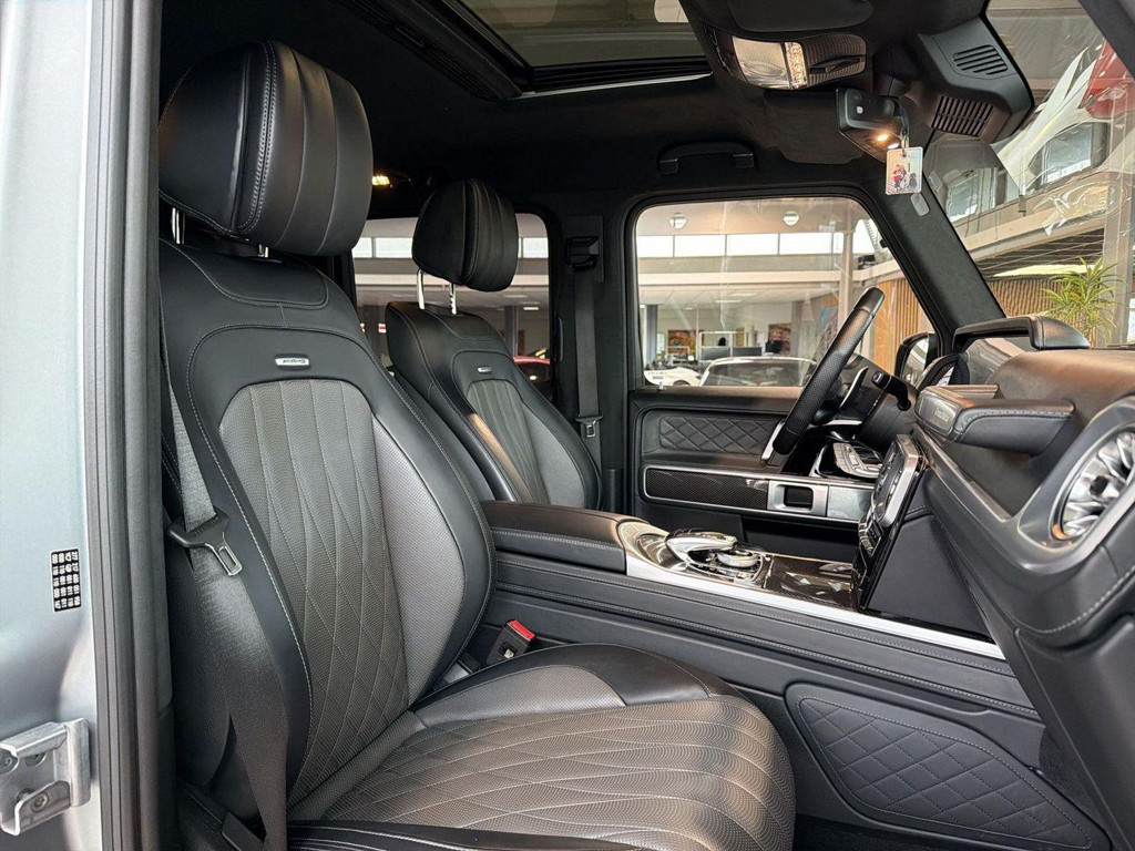 Mercedes-Benz G-Klasse