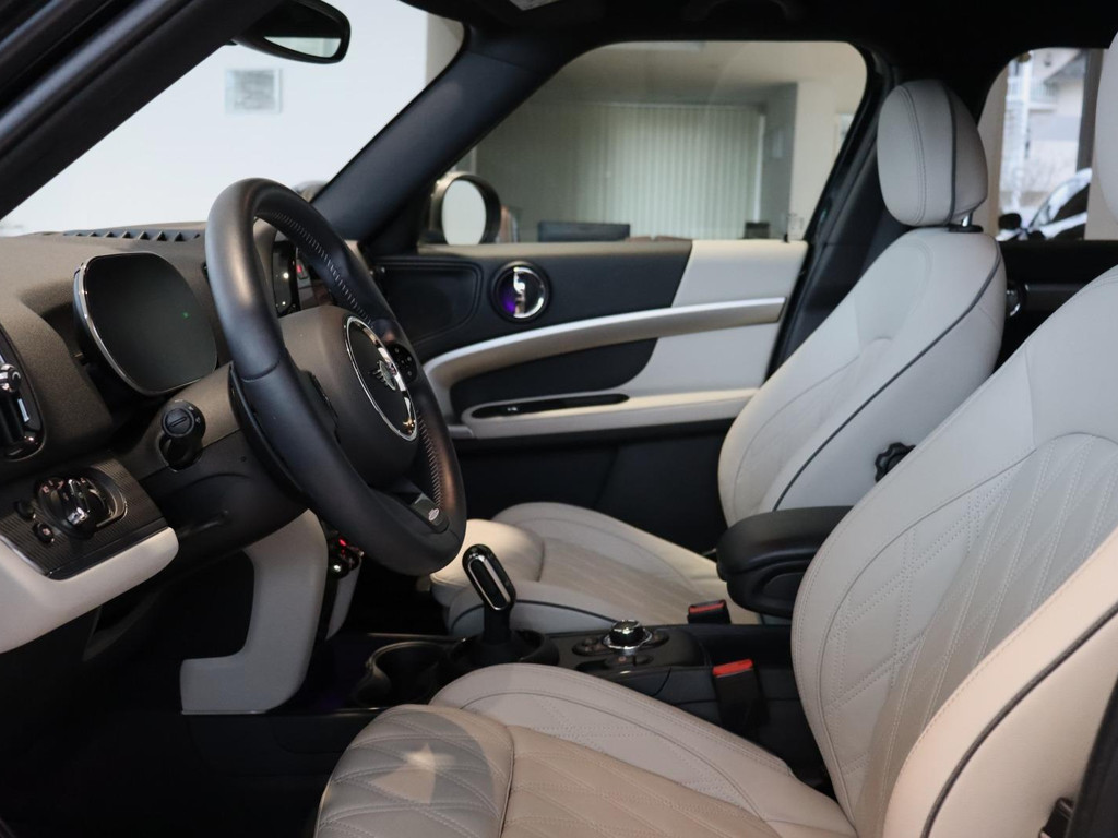 Mini John Cooper Works Countryman 2023 Benzine