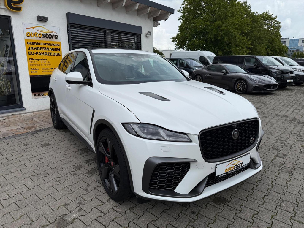 Jaguar F-Pace