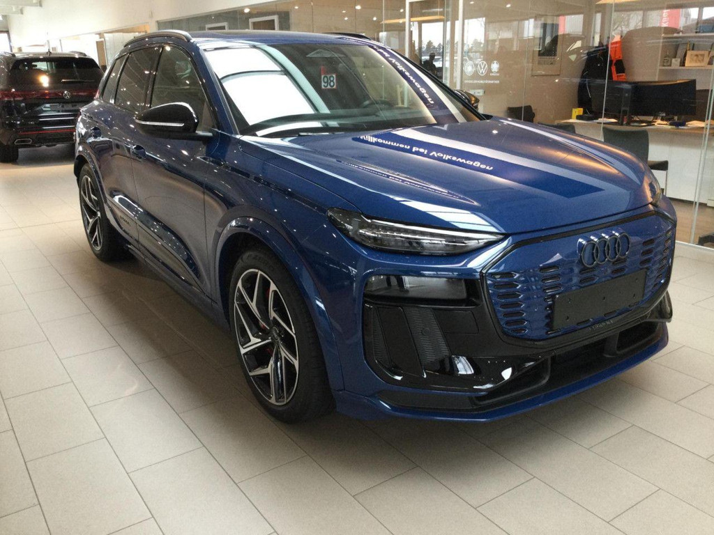 Audi SQ6 e-tron