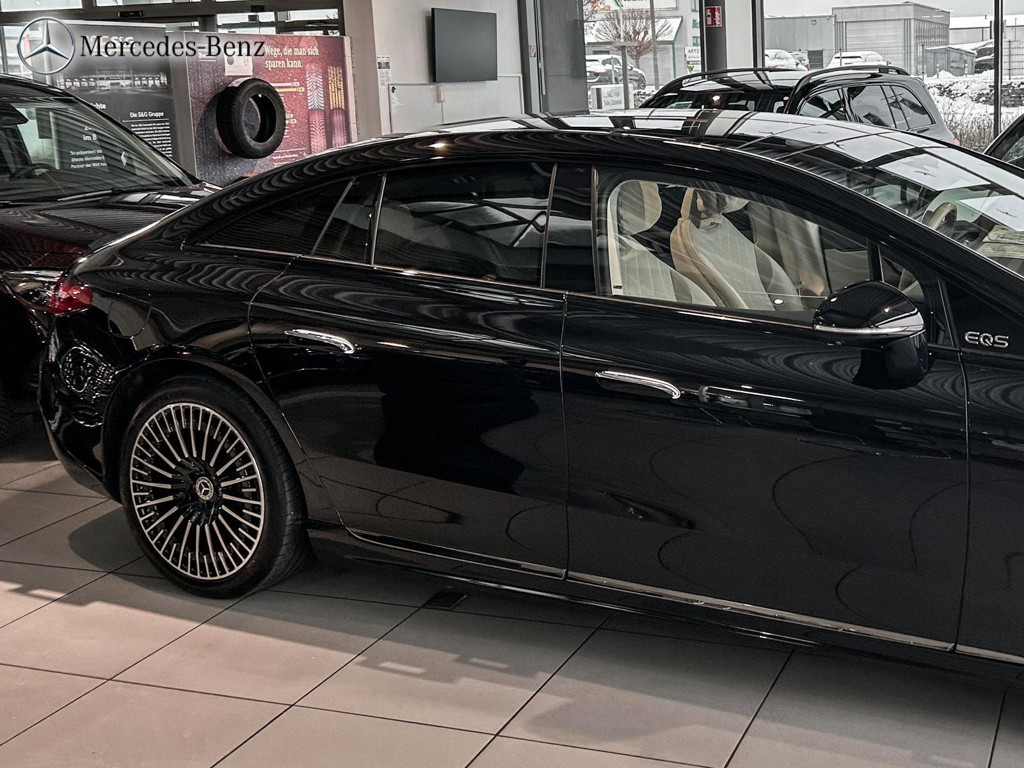 Mercedes-Benz EQS