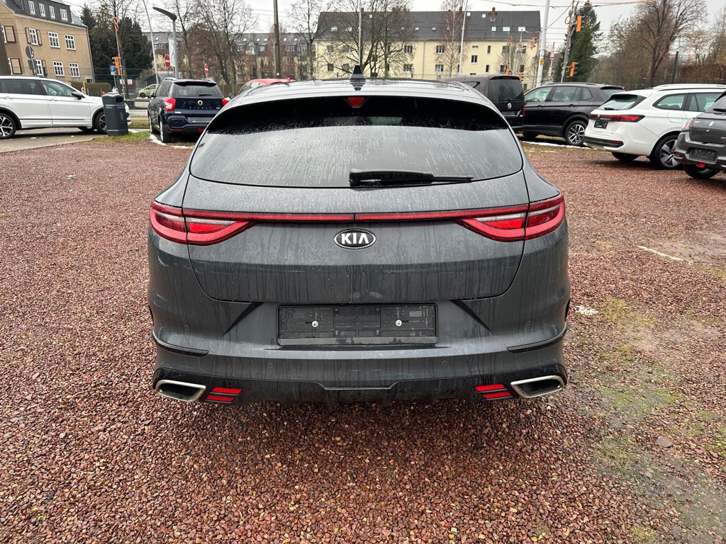 Kia ProCeed