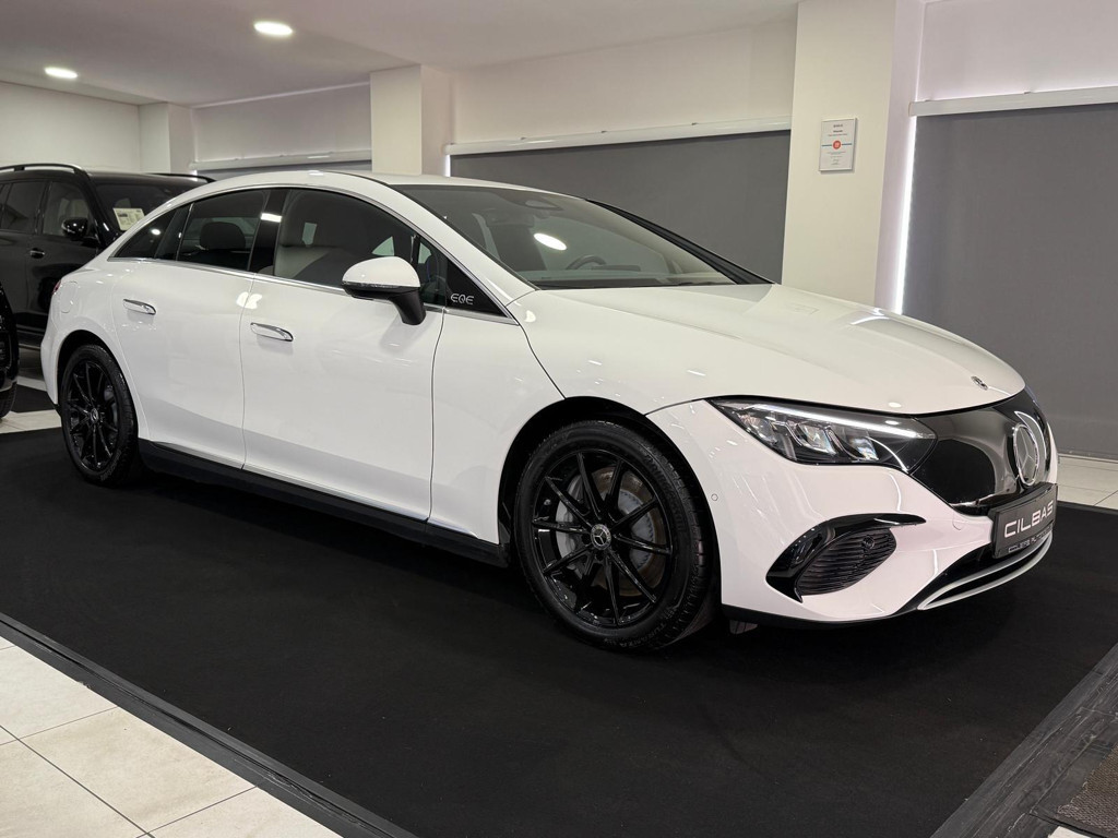 Mercedes-Benz EQE