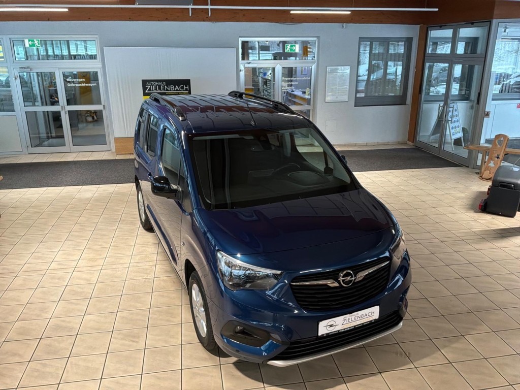 Opel Combo 2022 Benzine