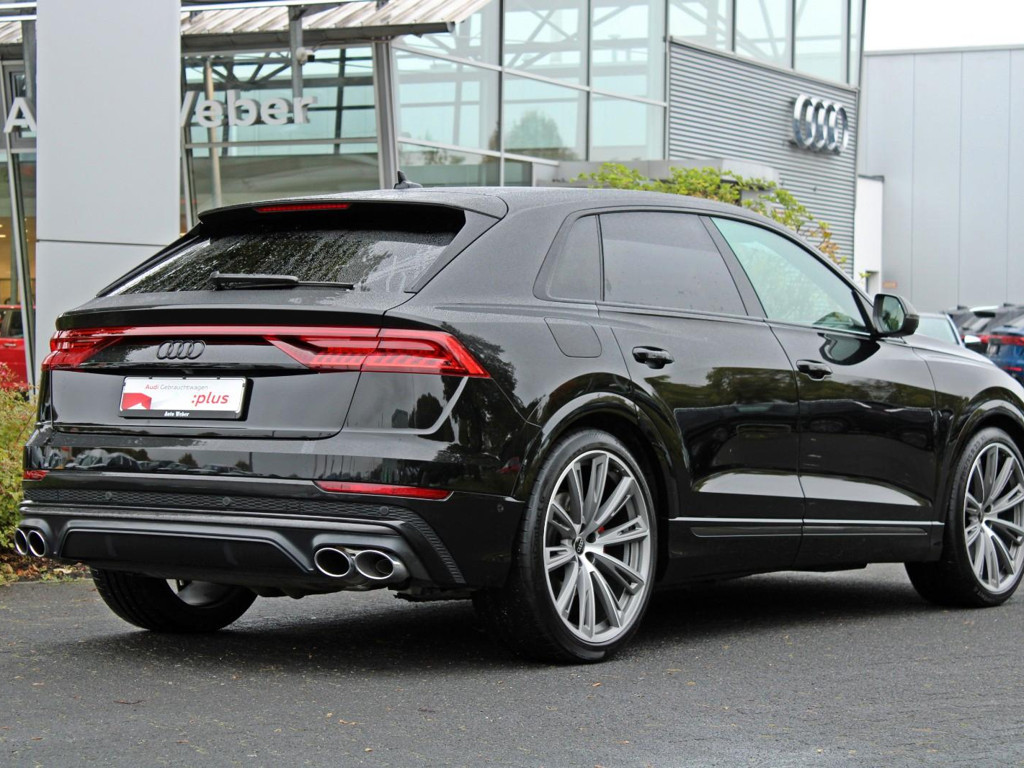 Audi SQ8