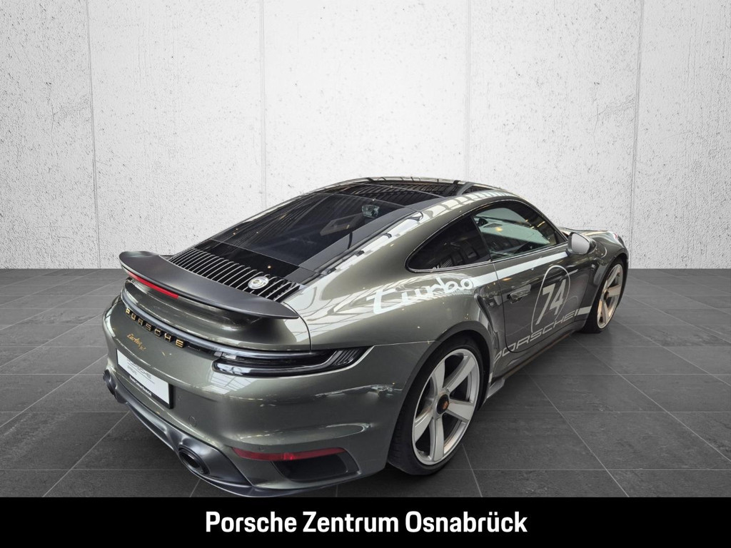 Porsche 992