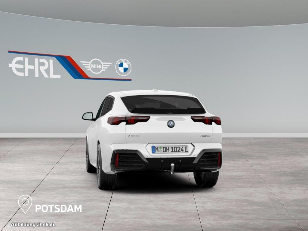 BMW iX2