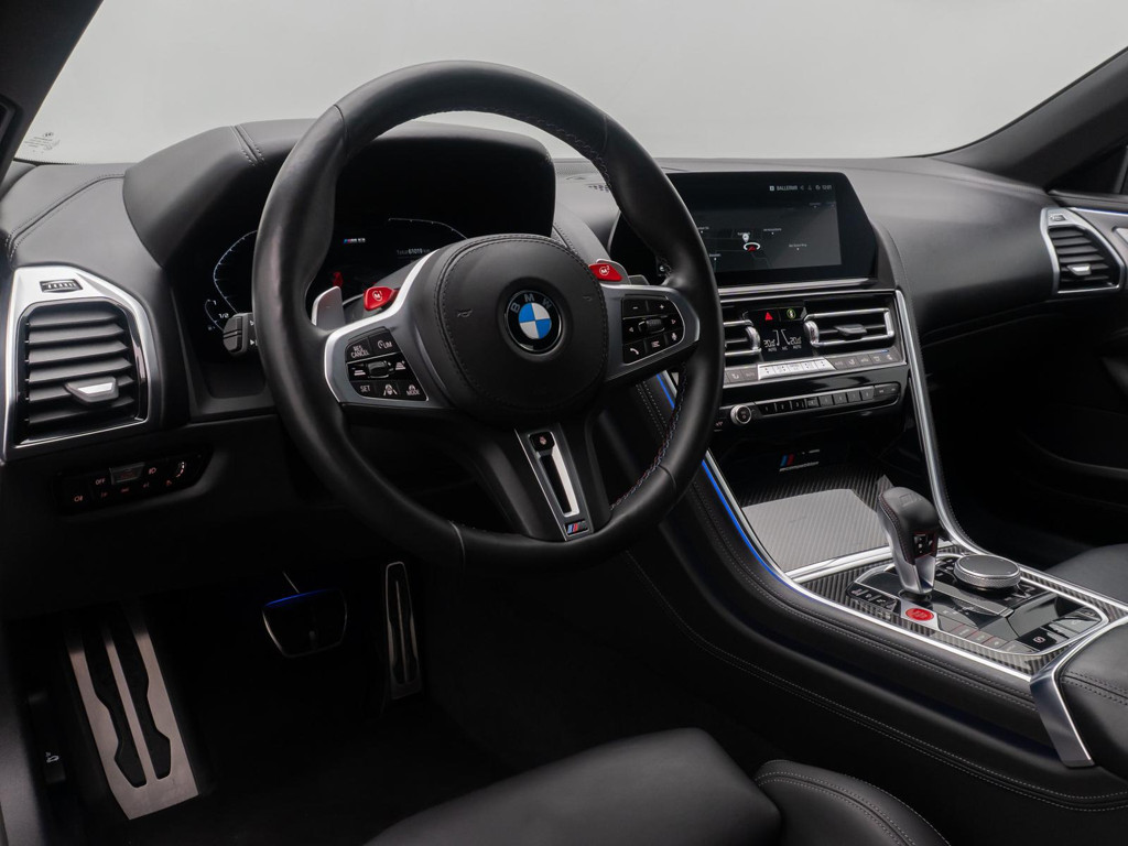 BMW M8