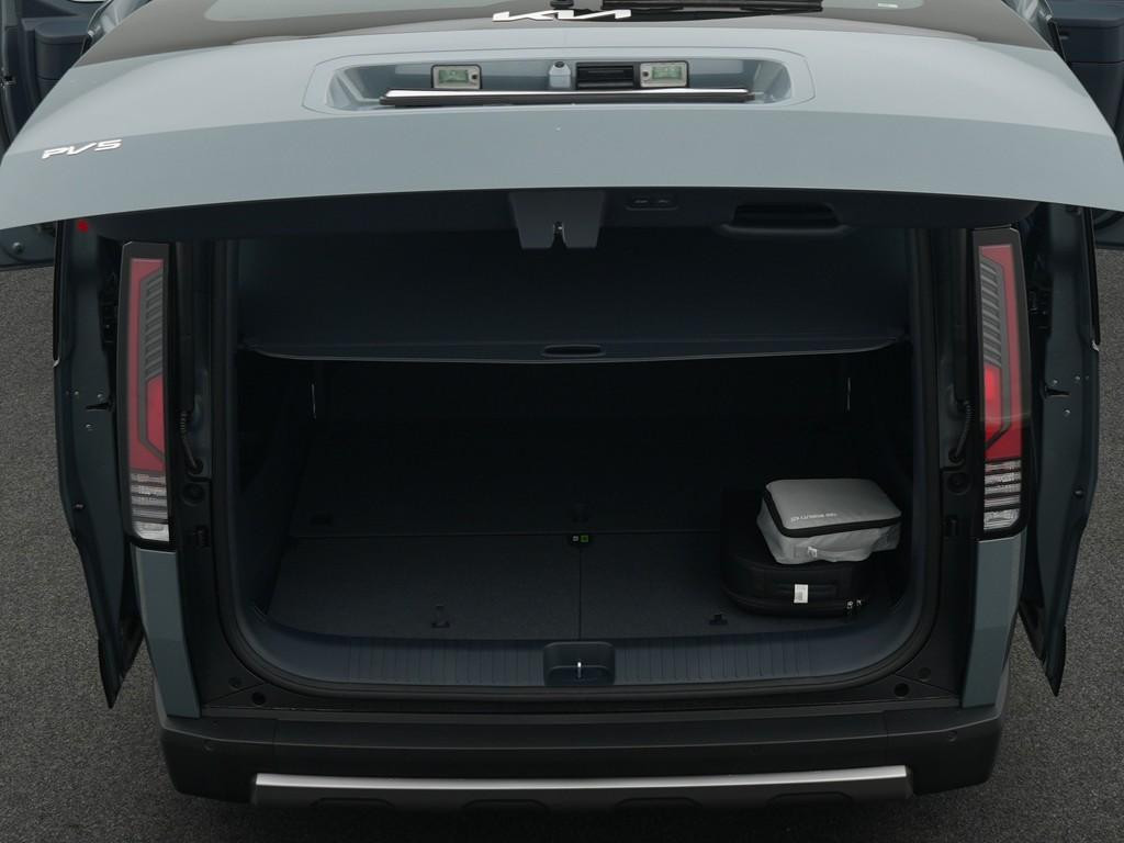Kia PV5 Passenger