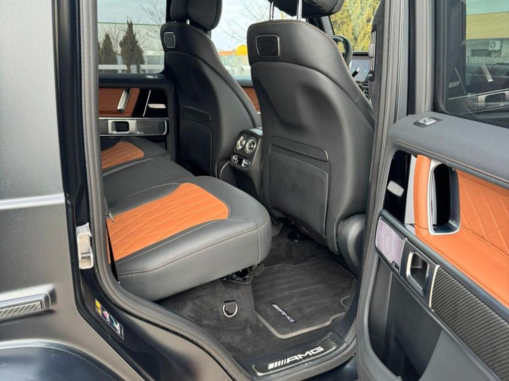 Mercedes-Benz G-Klasse