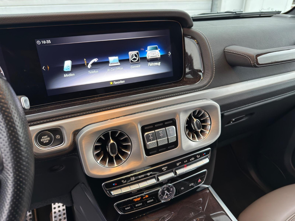 Mercedes-Benz G-Klasse