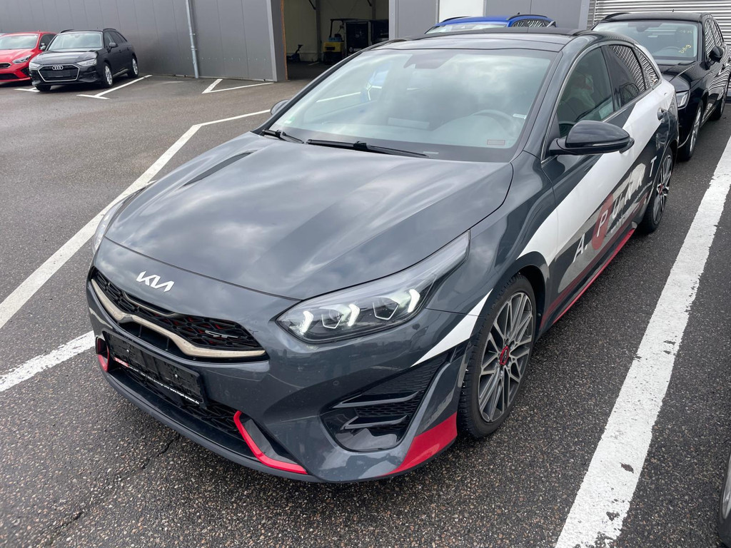 Kia ProCeed
