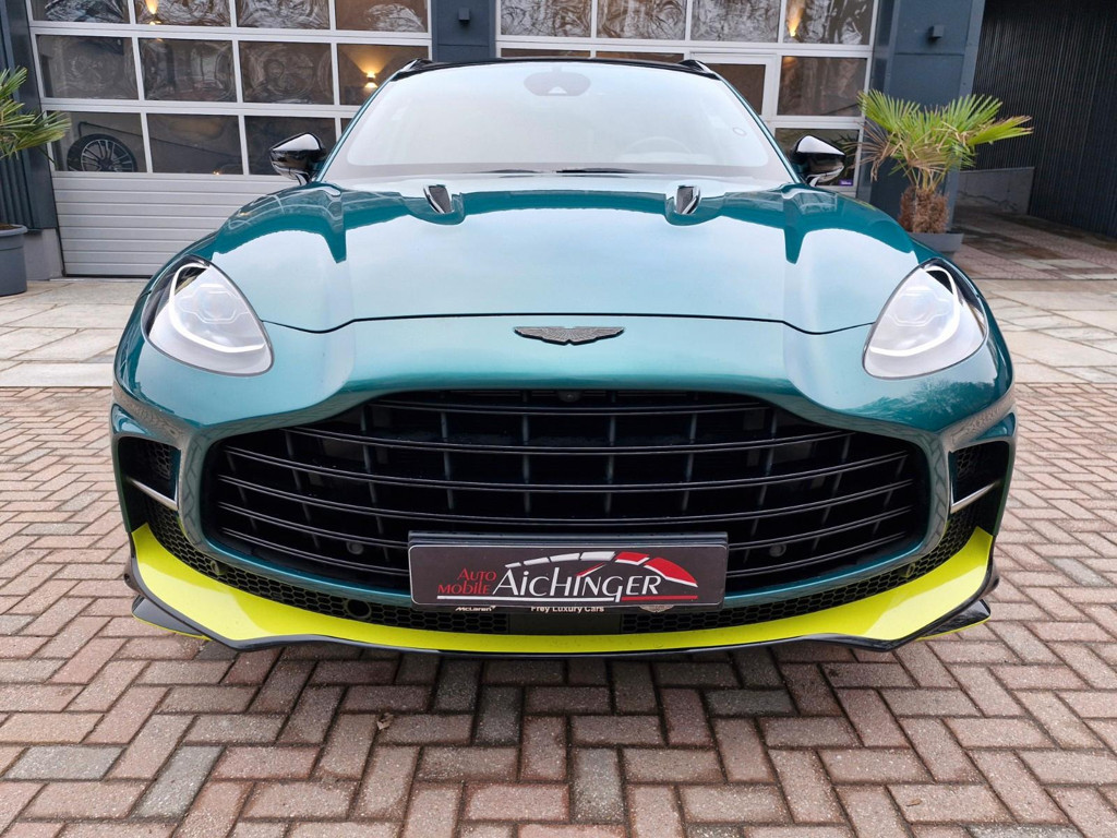 Aston Martin DBX