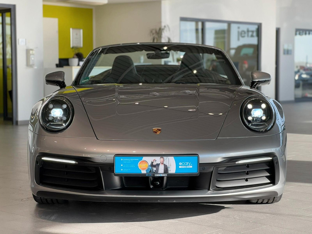 Porsche 992