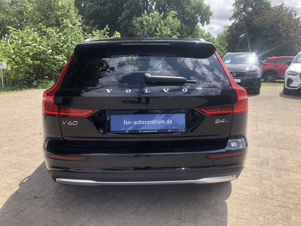 Volvo V60 Cross Country