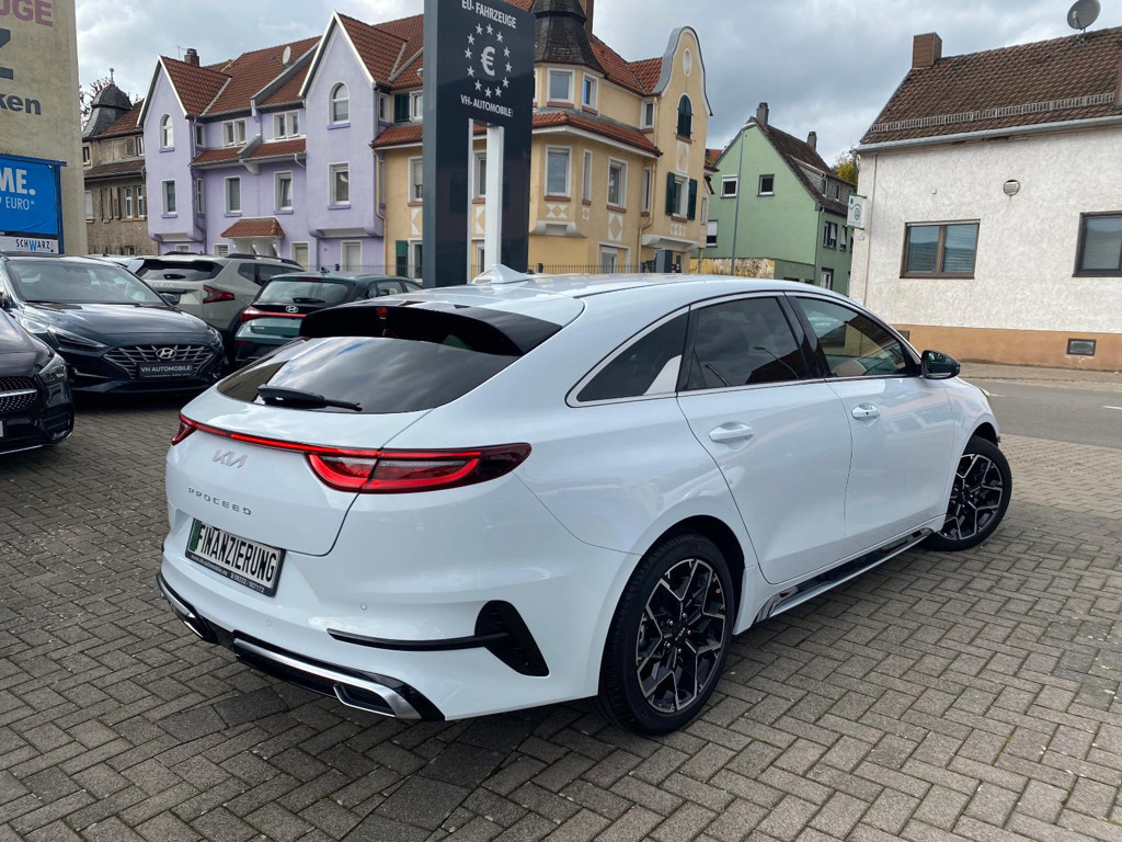 Kia ProCeed