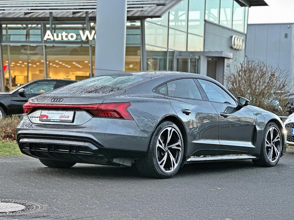 Audi e-tron GT
