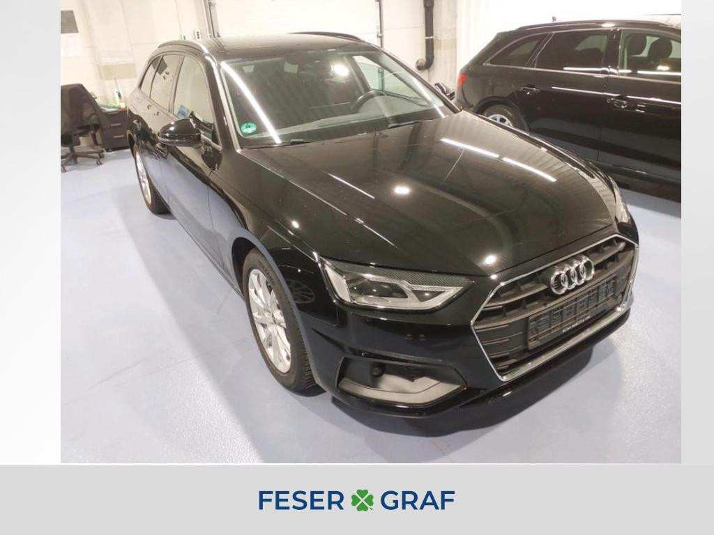Audi A4 2022 Benzine