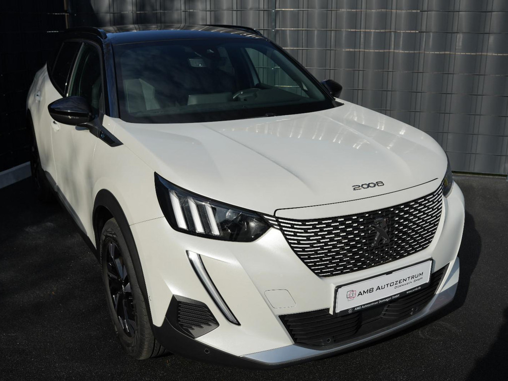 Peugeot e-2008