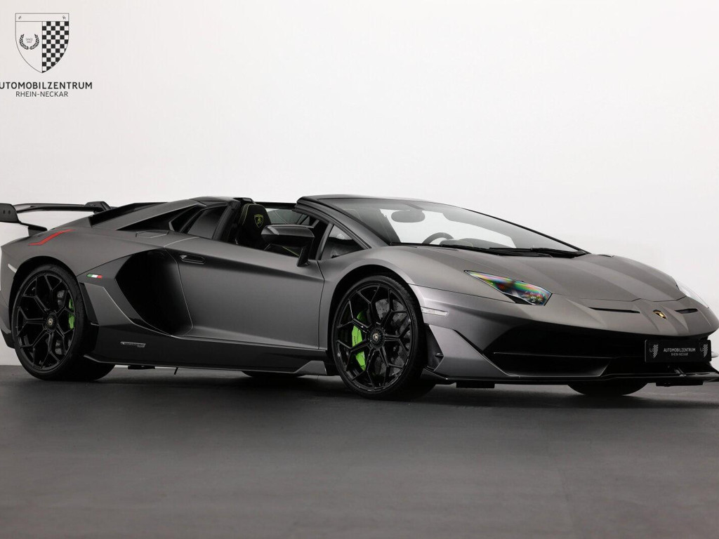 Lamborghini Aventador