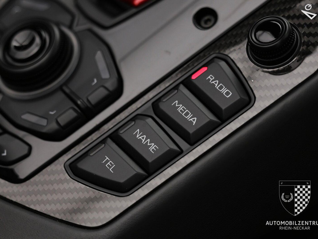 Lamborghini Aventador