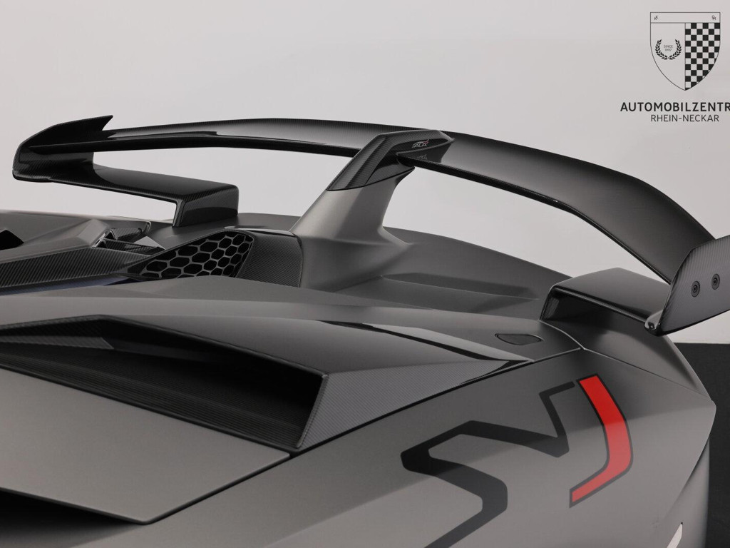 Lamborghini Aventador