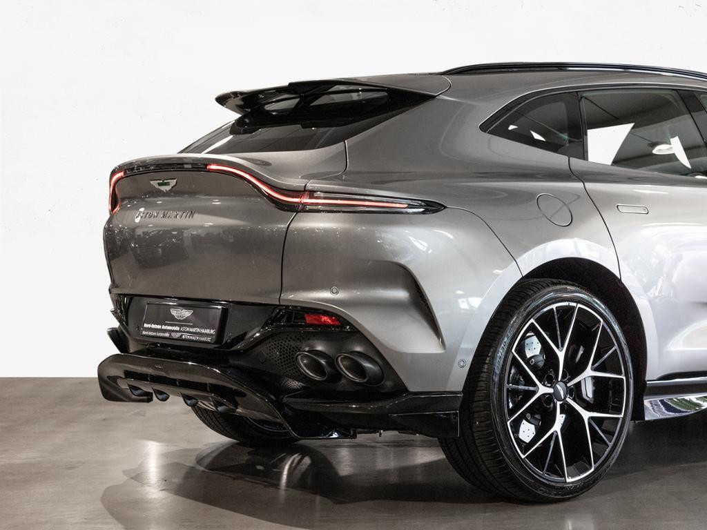 Aston Martin DBX